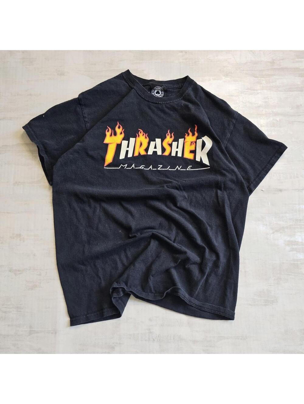 Thrasher skatkeboard magazines graphic black tee with flame logo Size M Title: